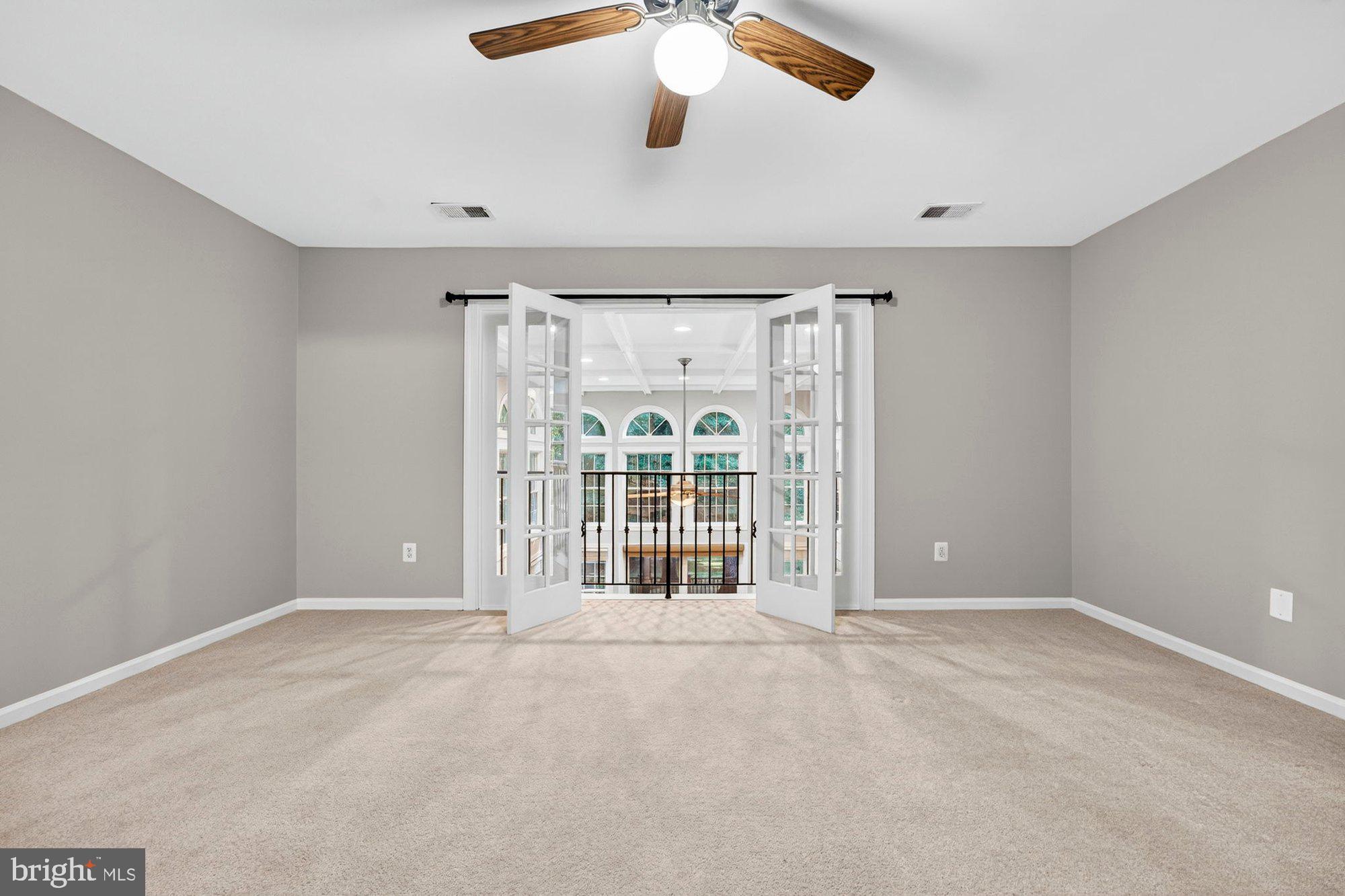 3300 LAUREN OAKS COURT