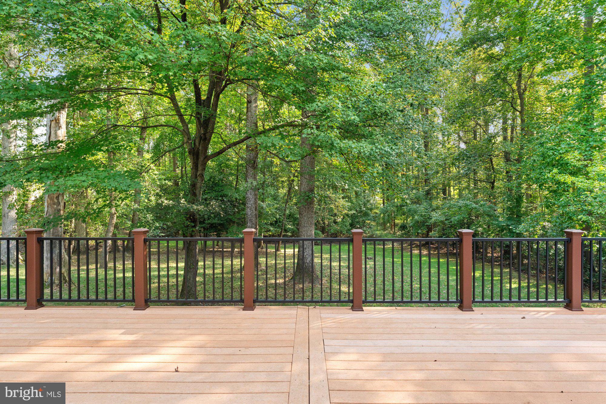 3300 LAUREN OAKS COURT
