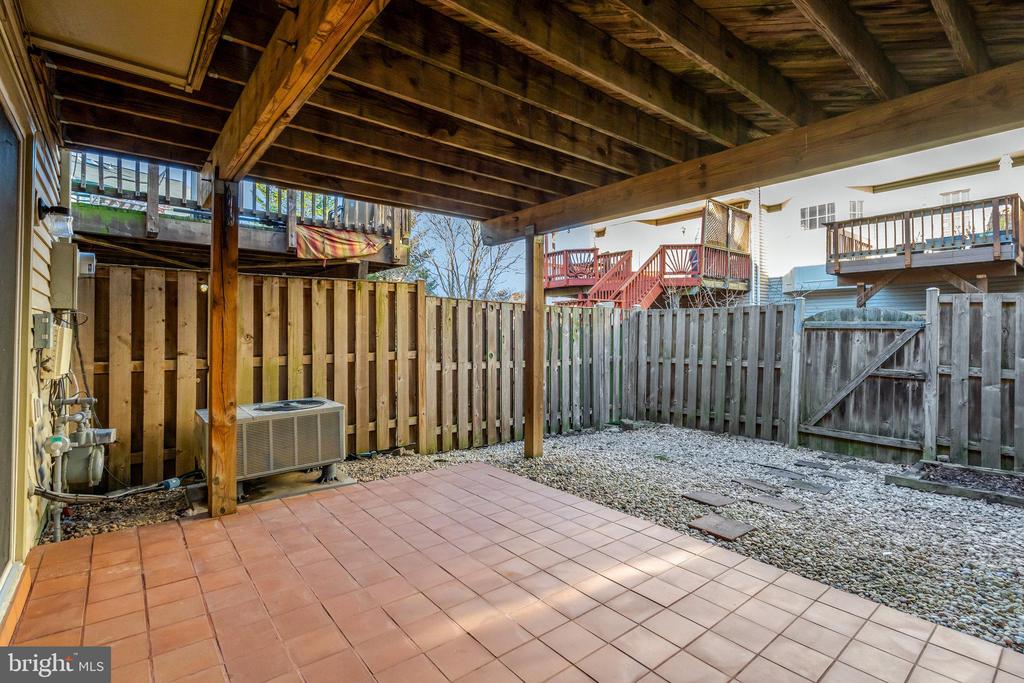 13708 GLASSFORD PLACE