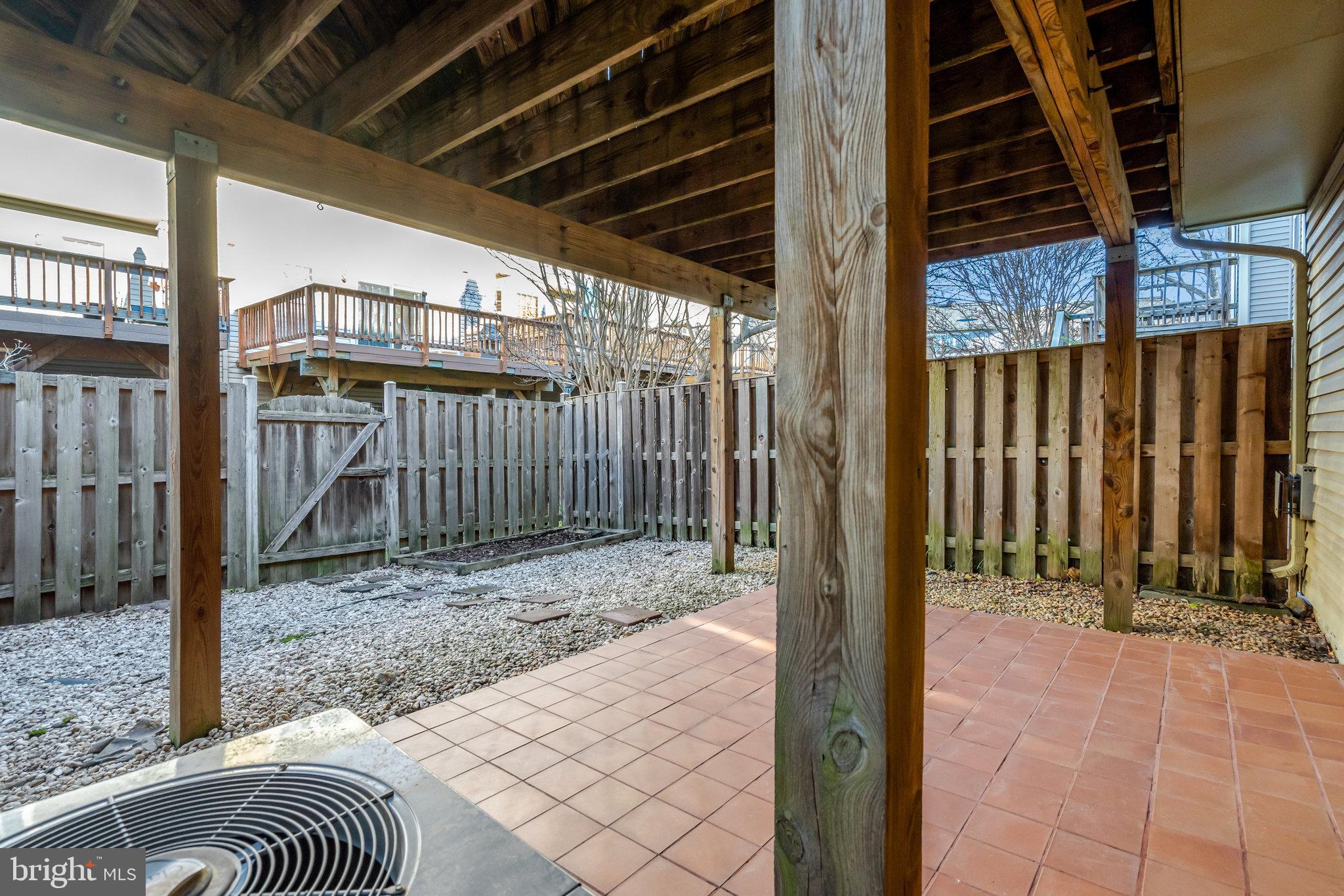 13708 GLASSFORD PLACE