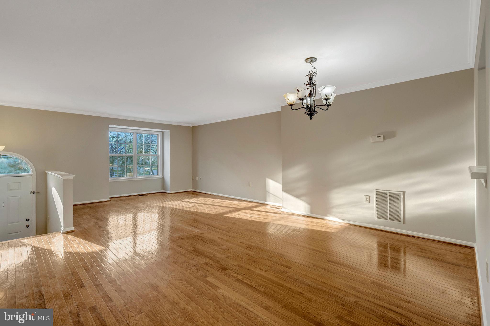 13708 GLASSFORD PLACE