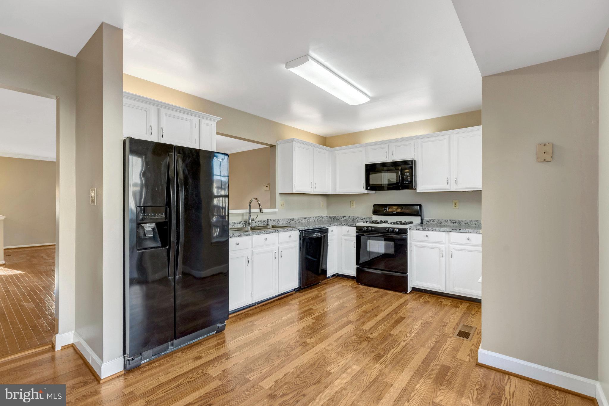 13708 GLASSFORD PLACE
