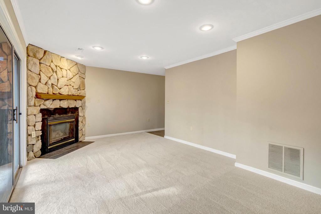 13708 GLASSFORD PLACE