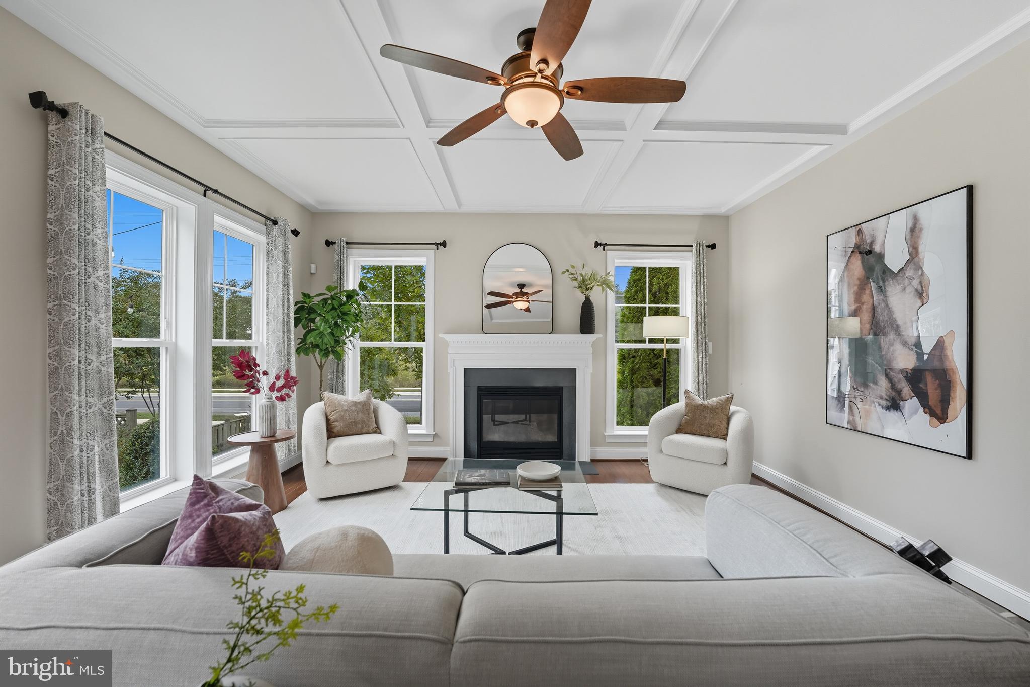 100 HEGLAR OAKS COURT