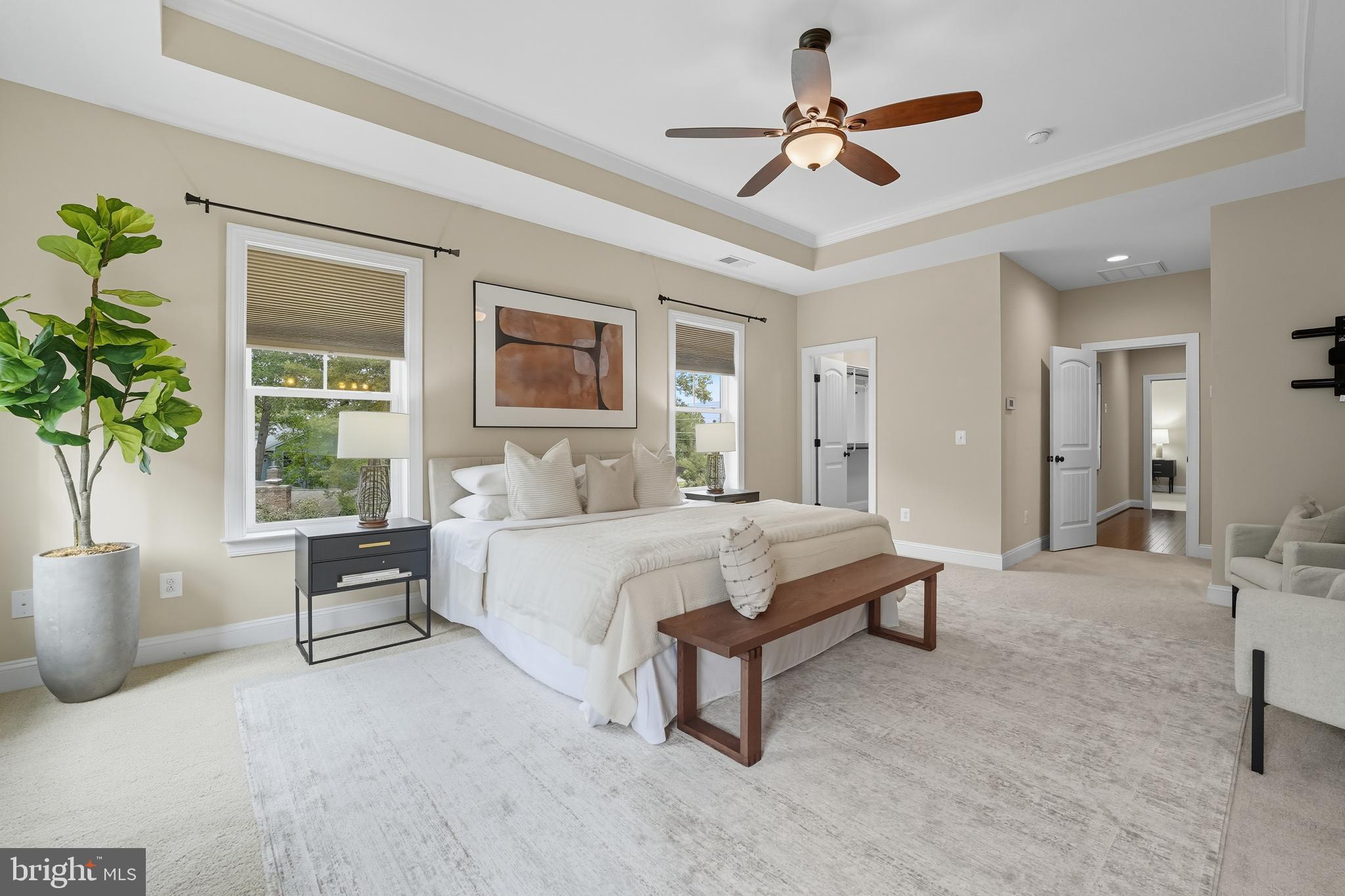 100 HEGLAR OAKS COURT