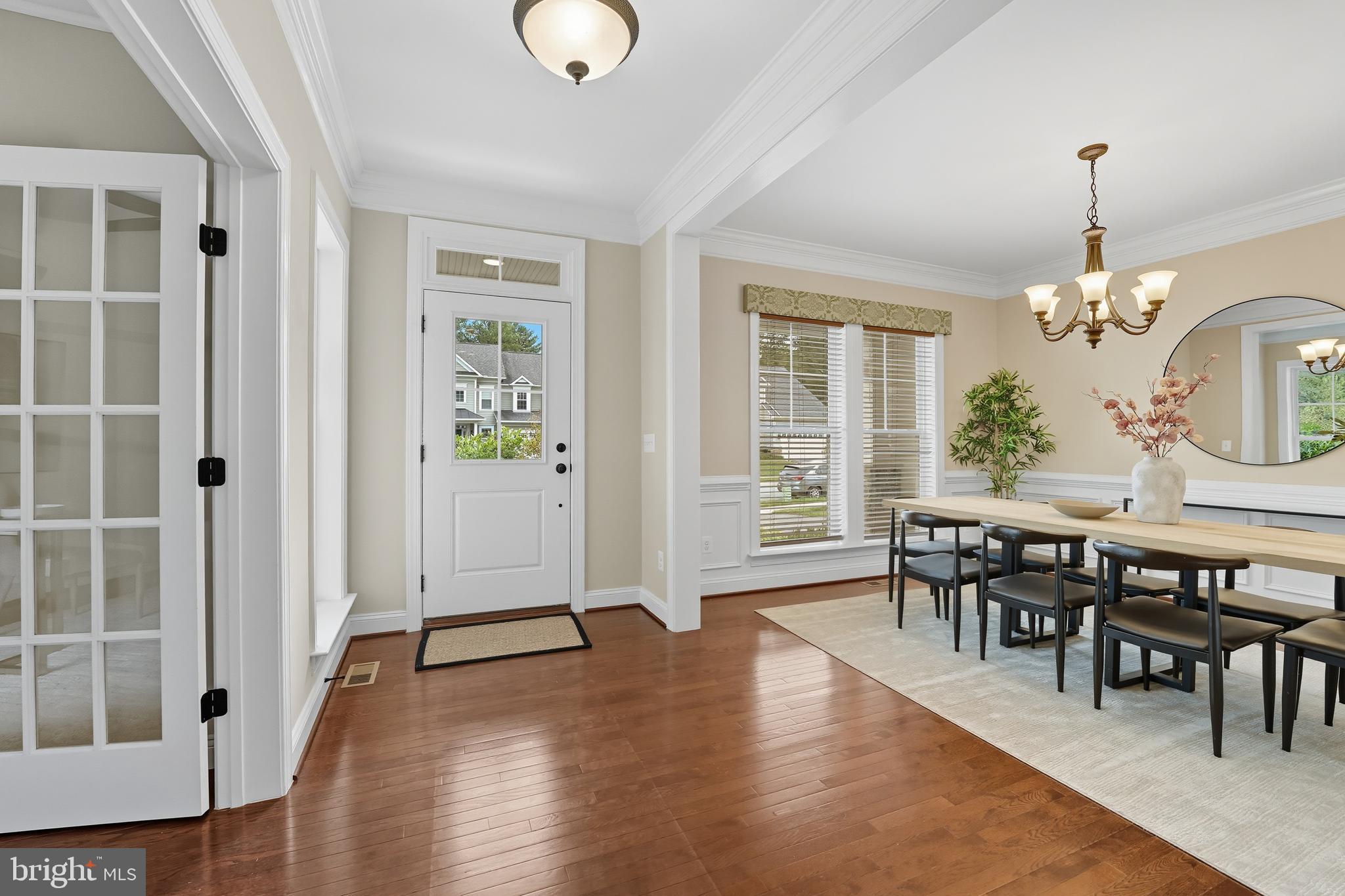 100 HEGLAR OAKS COURT