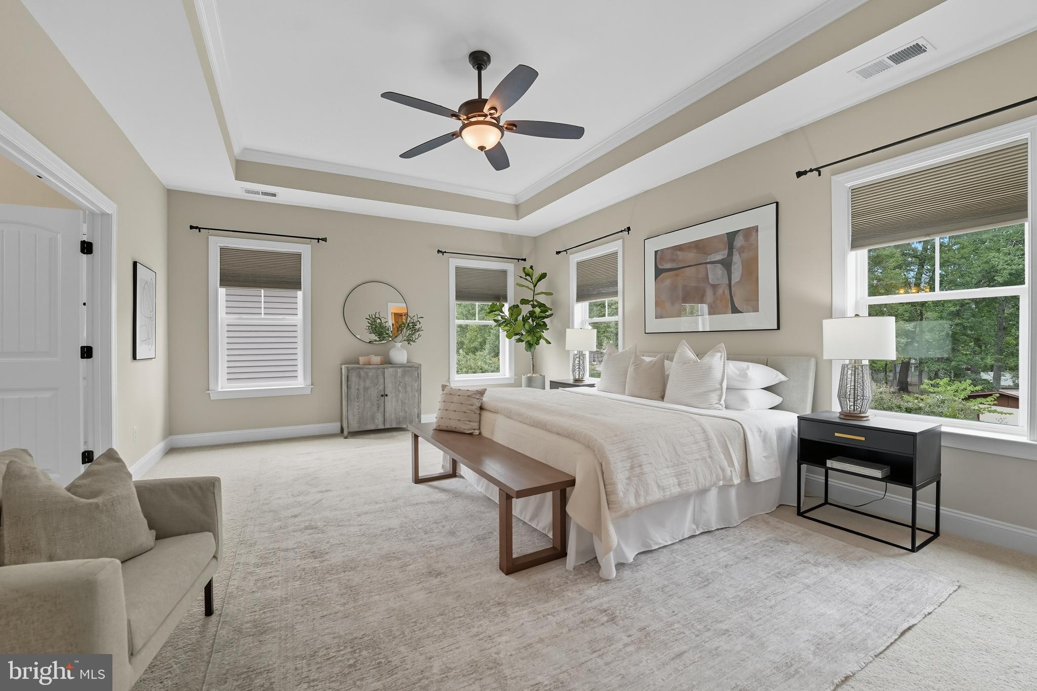 100 HEGLAR OAKS COURT