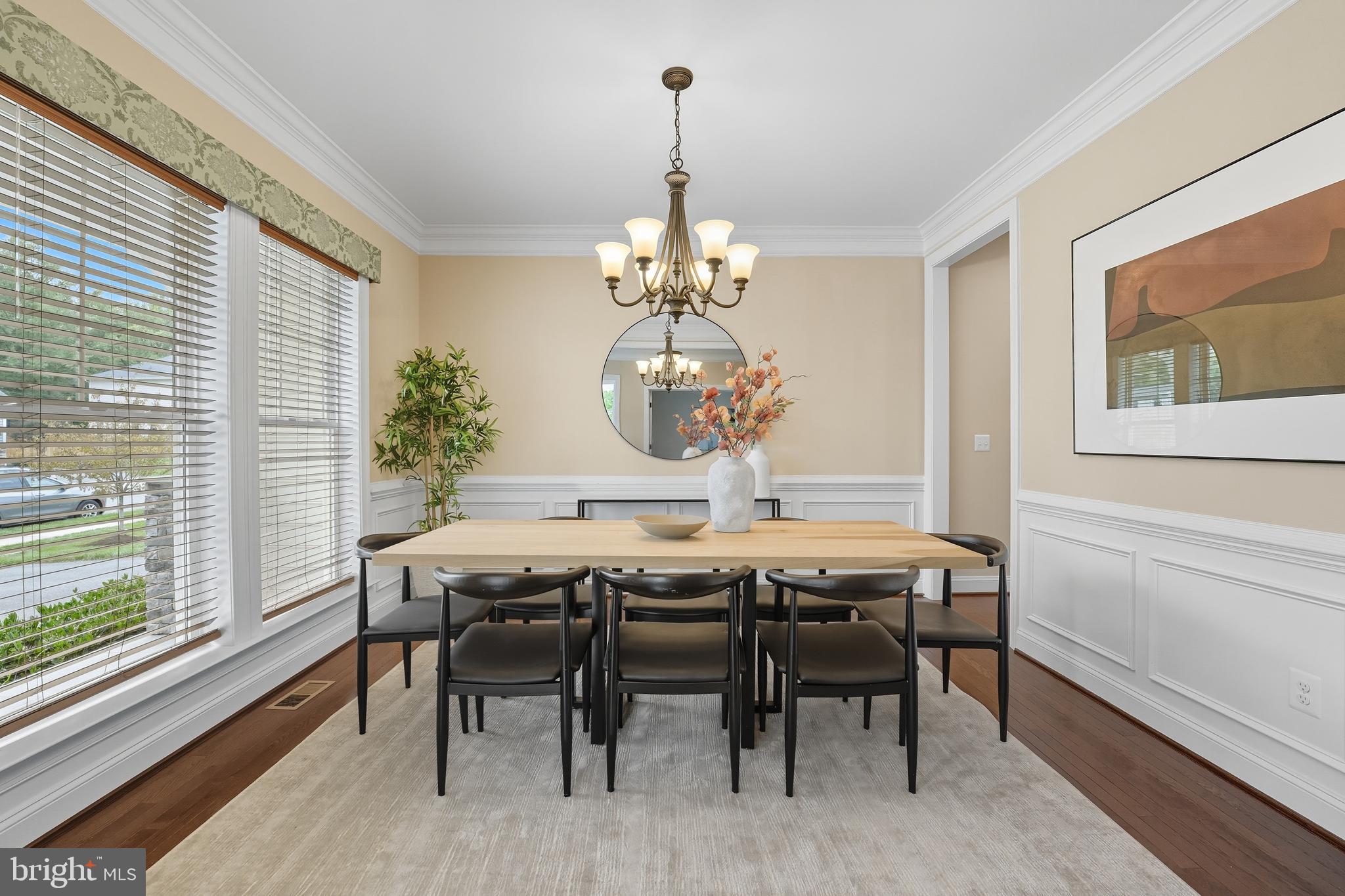 100 HEGLAR OAKS COURT