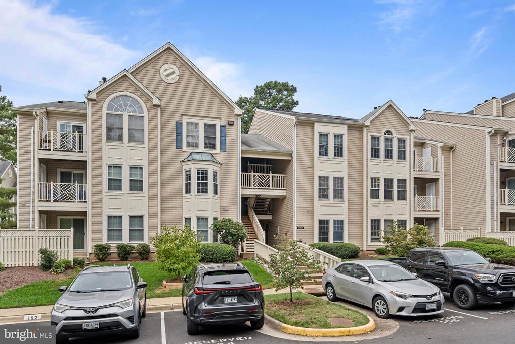 12229 FAIRFIELD HOUSE DRIVE 206