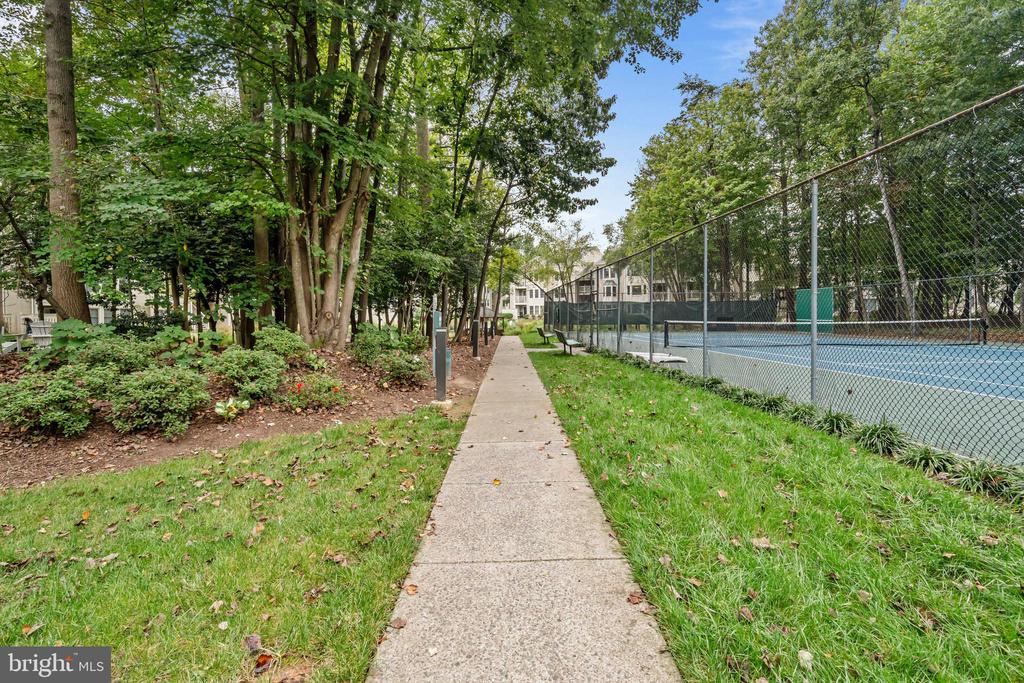 12229 FAIRFIELD HOUSE DRIVE 206
