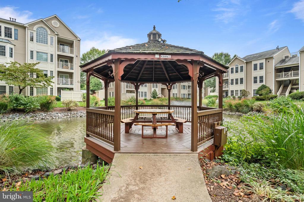 12229 FAIRFIELD HOUSE DRIVE 206