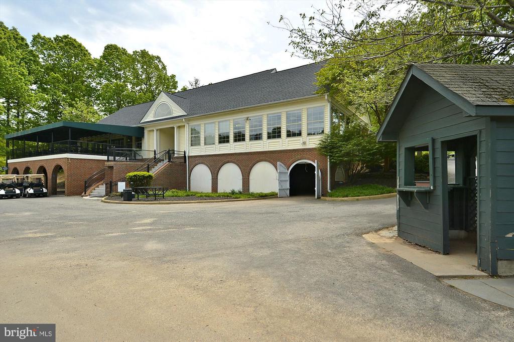 12102 GREENWAY COURT 101