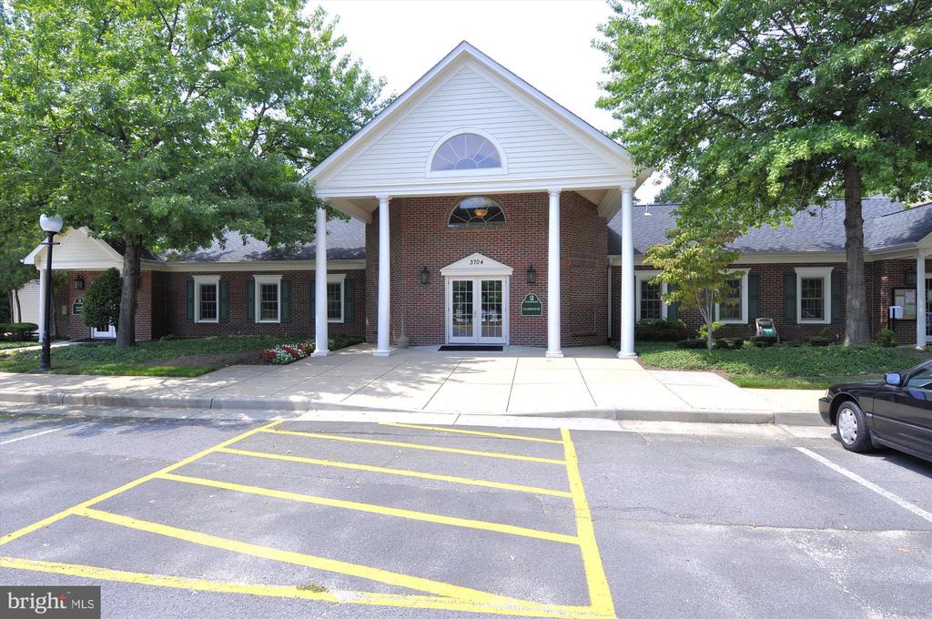 12102 GREENWAY COURT 101