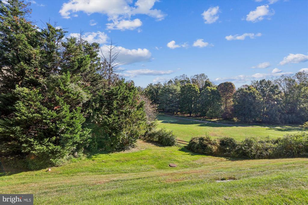 12102 GREENWAY COURT 101