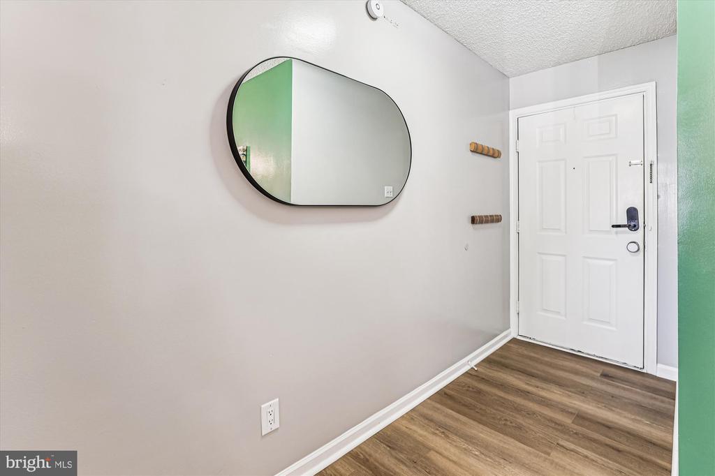 12102 GREENWAY COURT 101