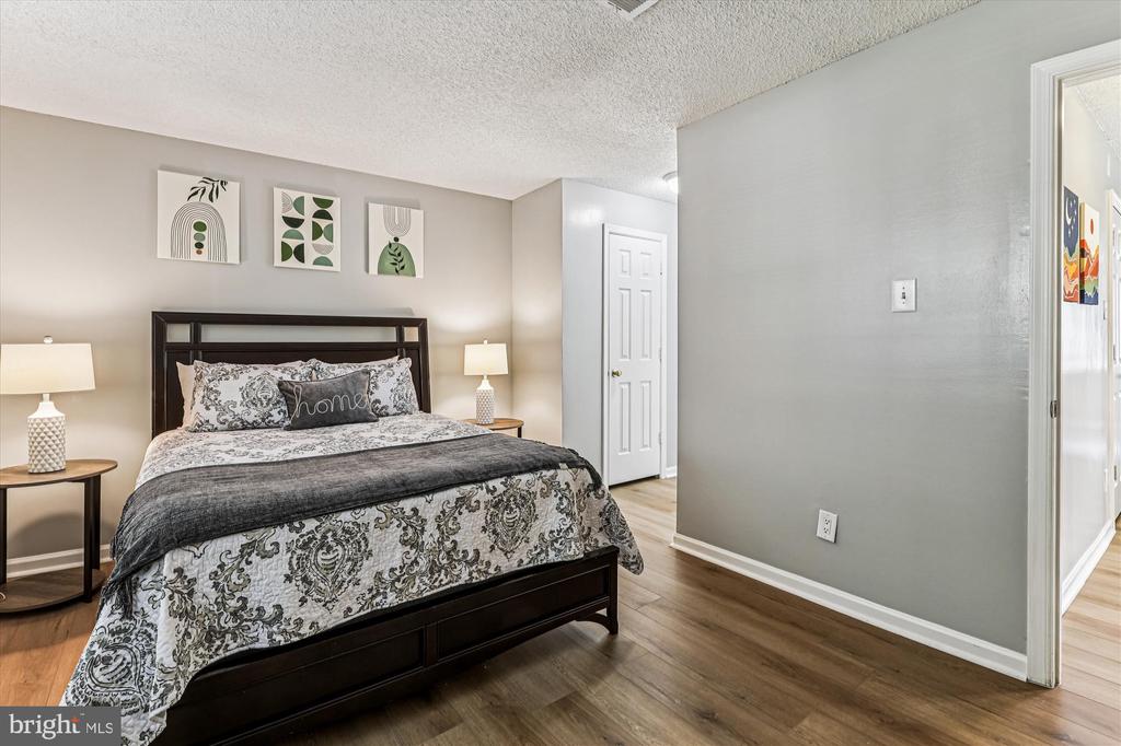 12102 GREENWAY COURT 101