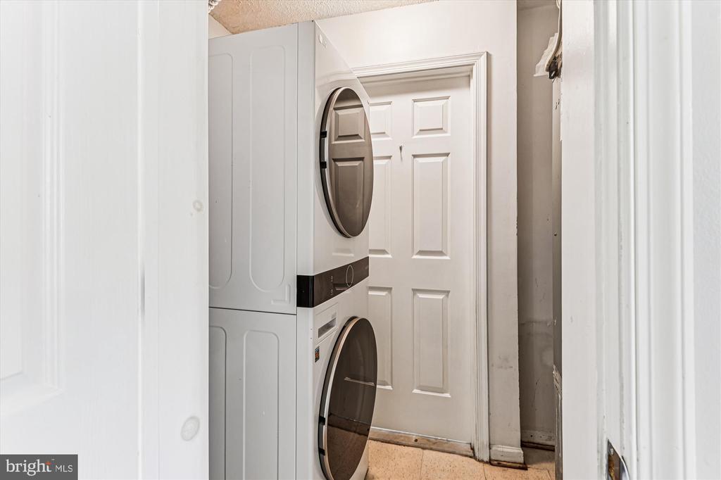 12102 GREENWAY COURT 101