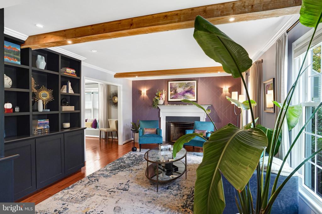 9009 DIGORY COURT