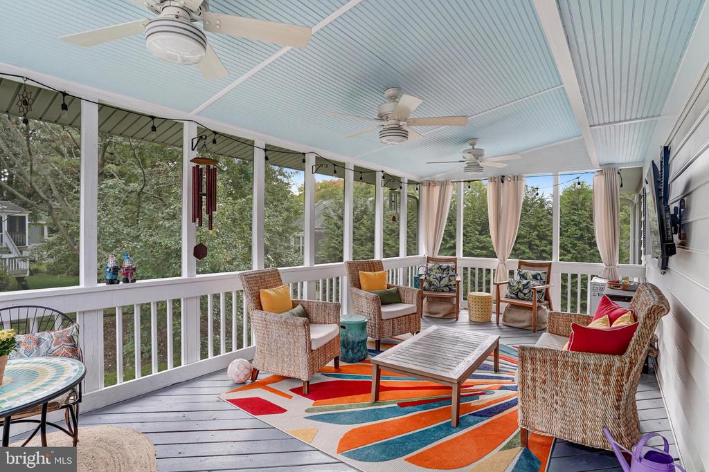 9009 DIGORY COURT