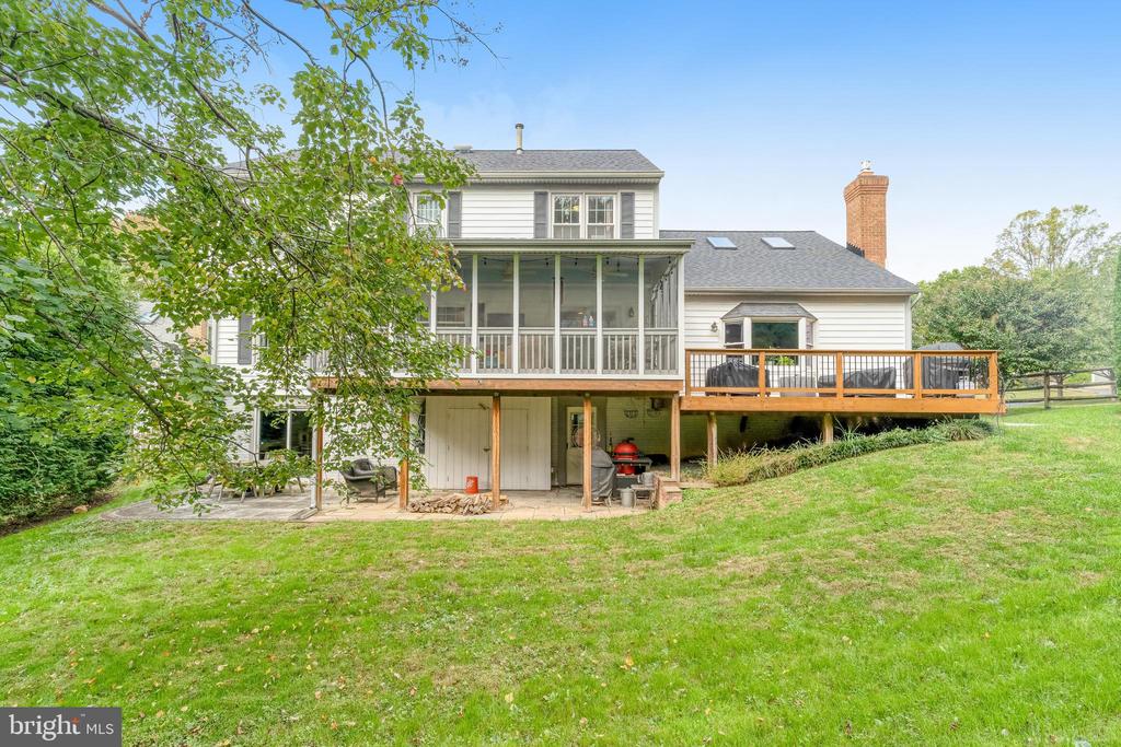 9009 DIGORY COURT