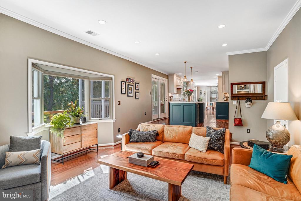 9009 DIGORY COURT