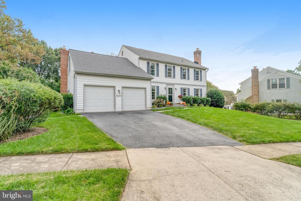 9009 DIGORY COURT