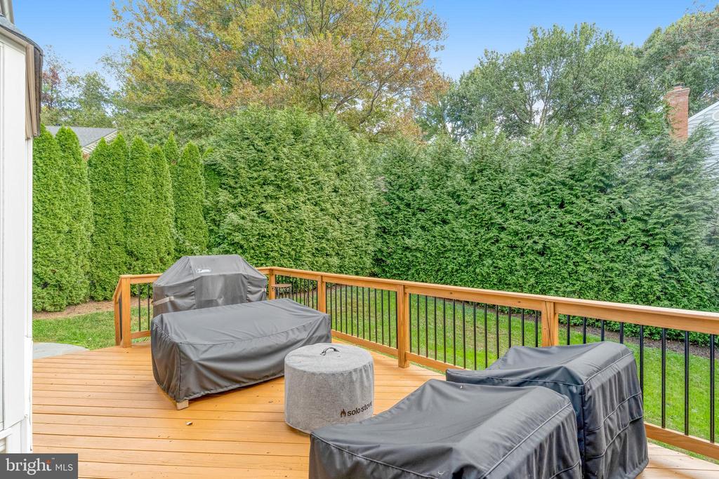 9009 DIGORY COURT