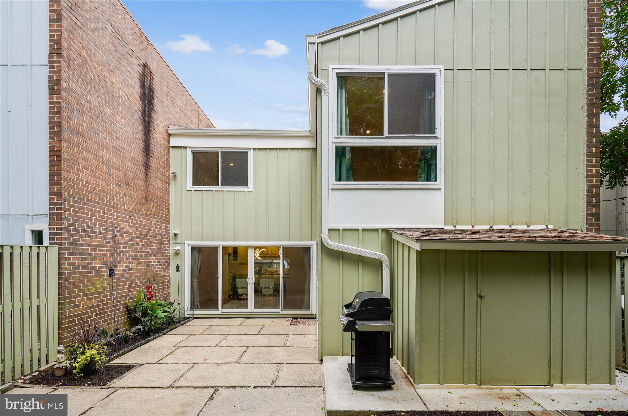 11488 LINKS DRIVE