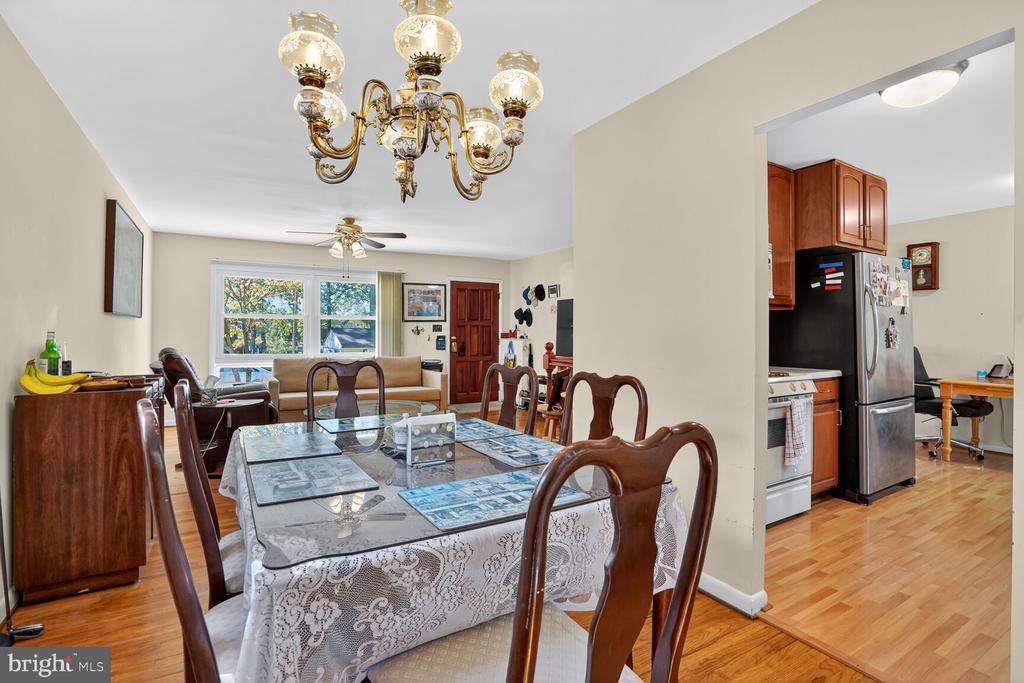 1405 ROSS DRIVE SW