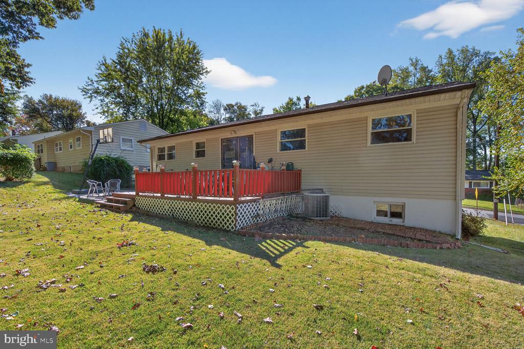 1405 ROSS DRIVE SW