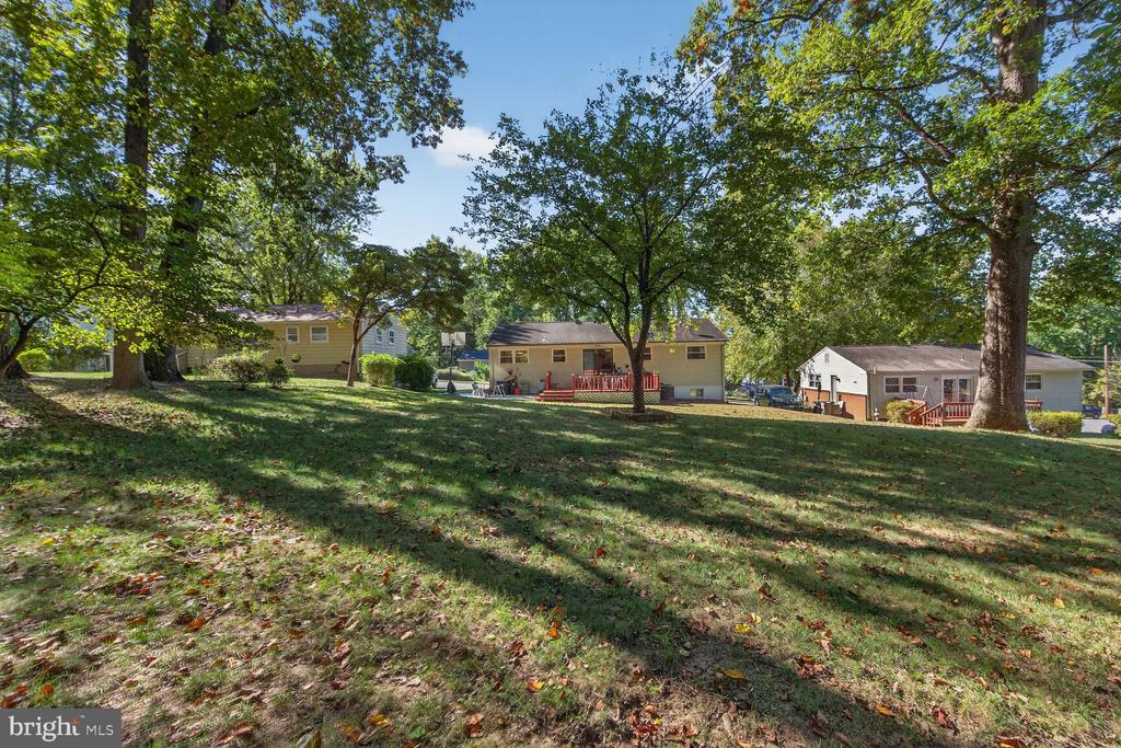 1405 ROSS DRIVE SW