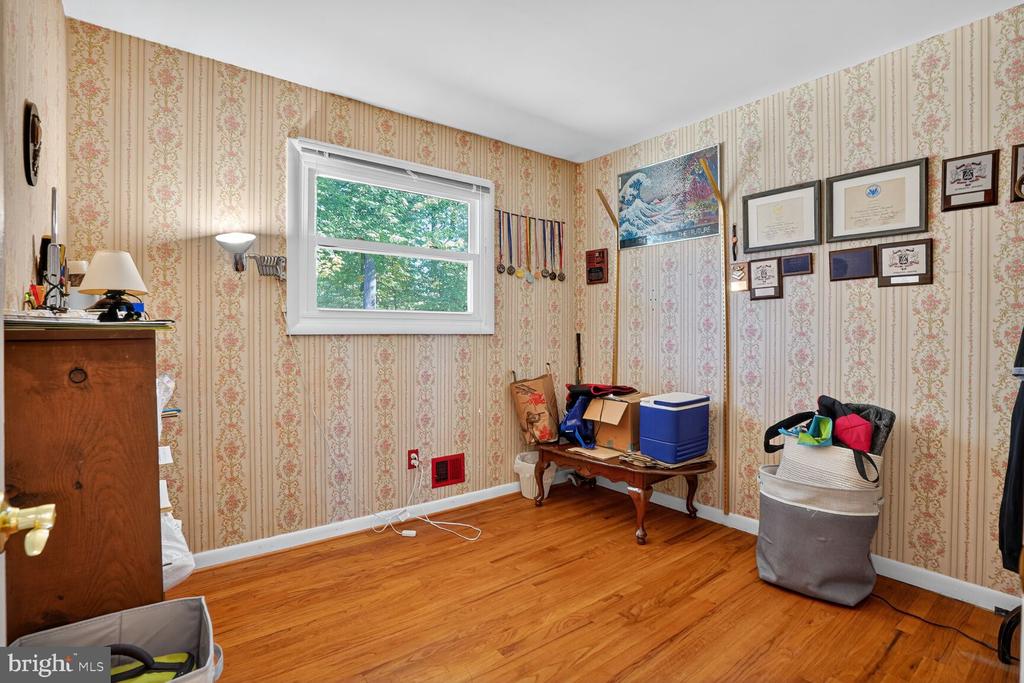 1405 ROSS DRIVE SW