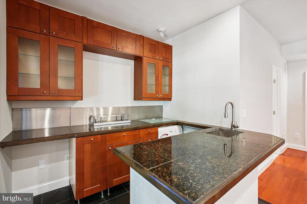 6339 DUNMAN WAY