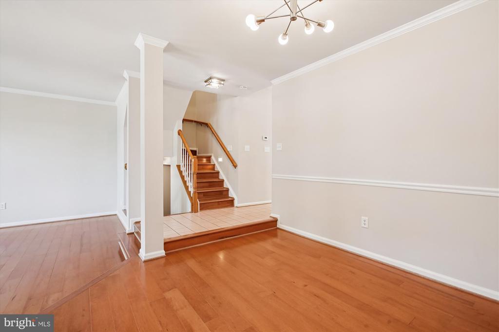 6339 DUNMAN WAY