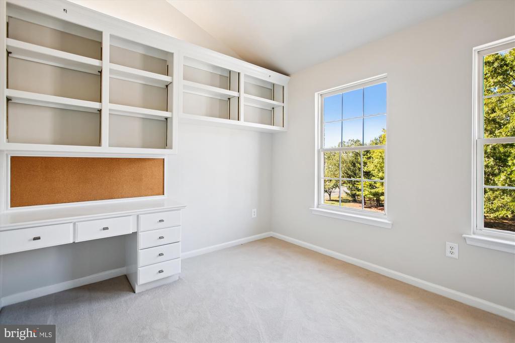 6339 DUNMAN WAY