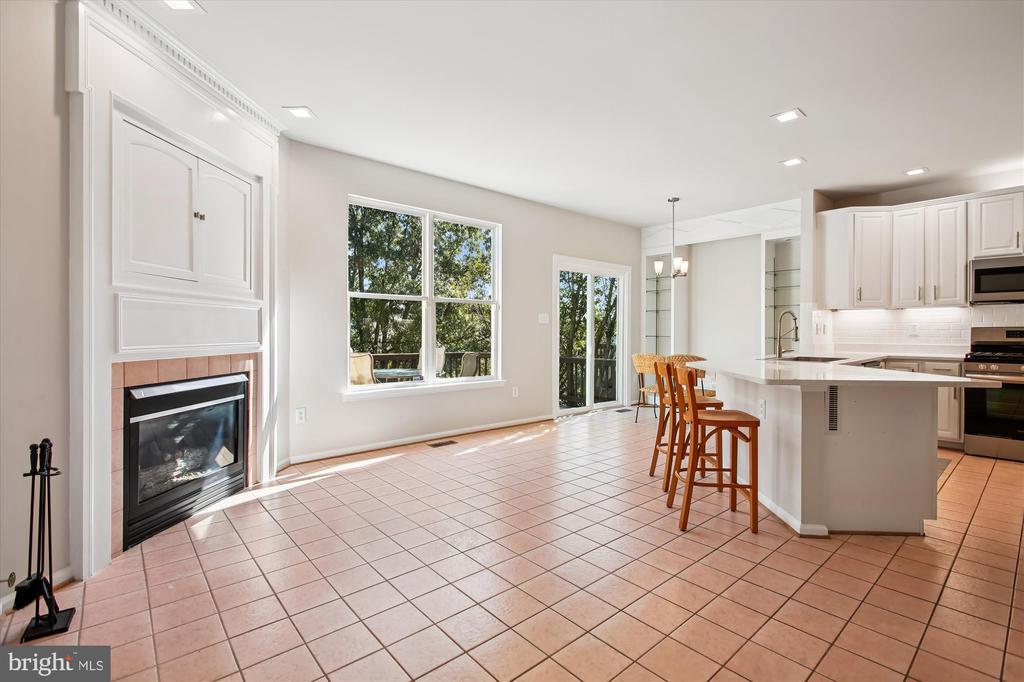 6339 DUNMAN WAY