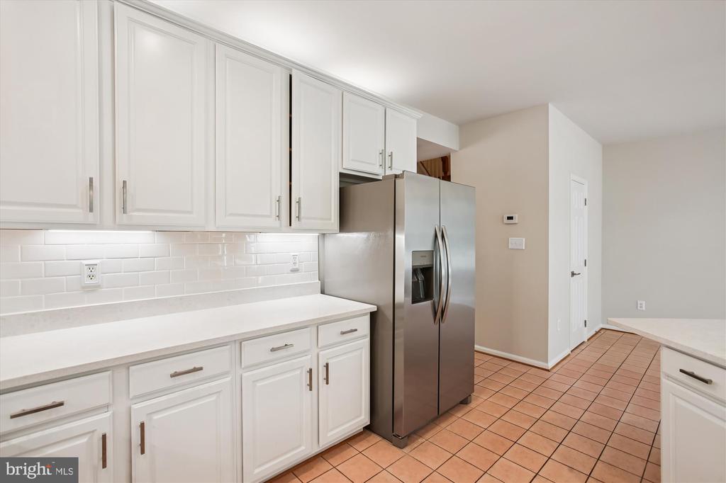 6339 DUNMAN WAY
