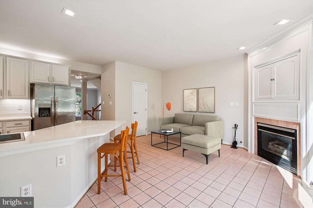 6339 DUNMAN WAY