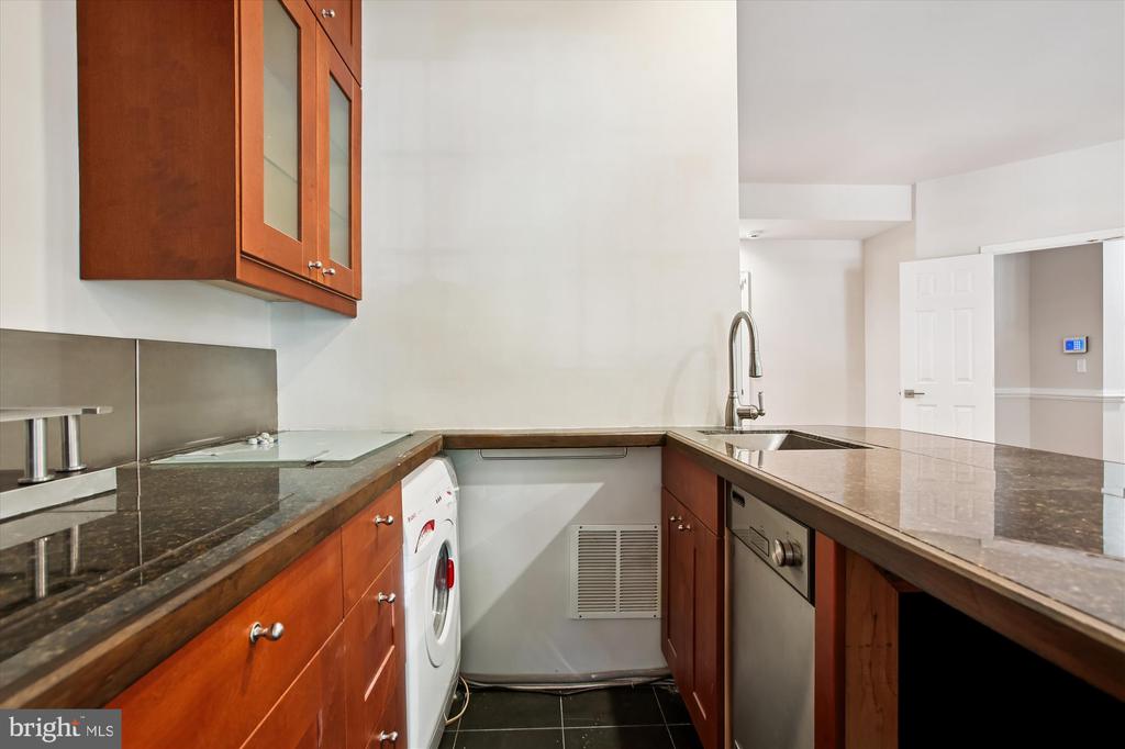 6339 DUNMAN WAY