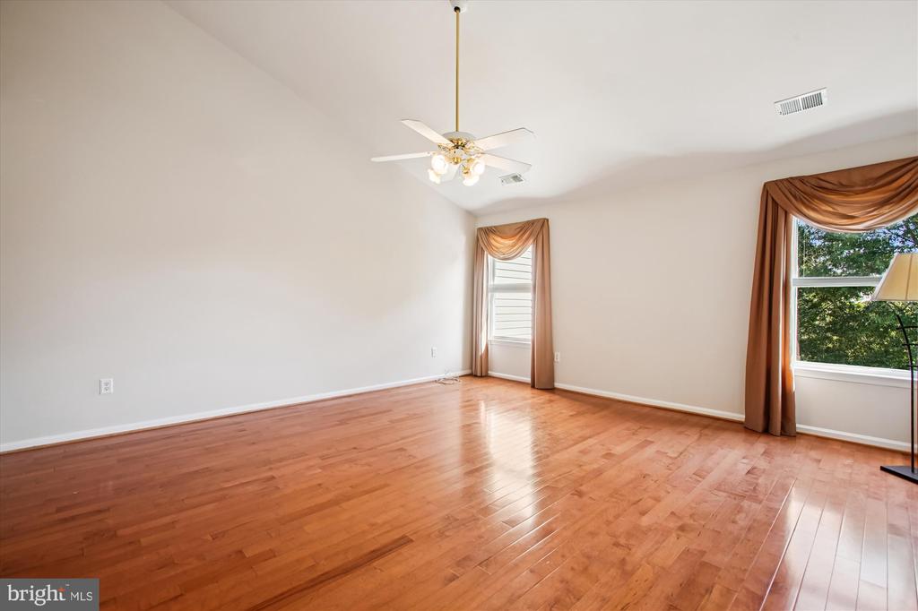 6339 DUNMAN WAY