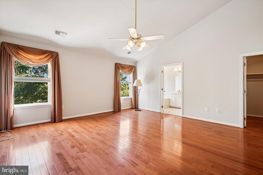 6339 DUNMAN WAY