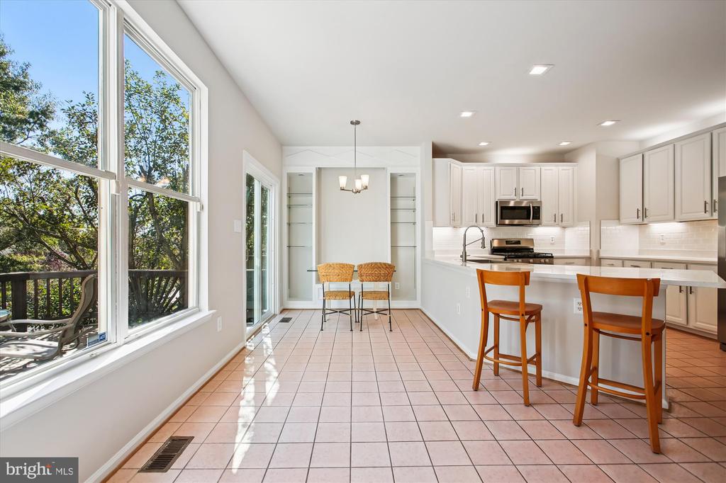 6339 DUNMAN WAY