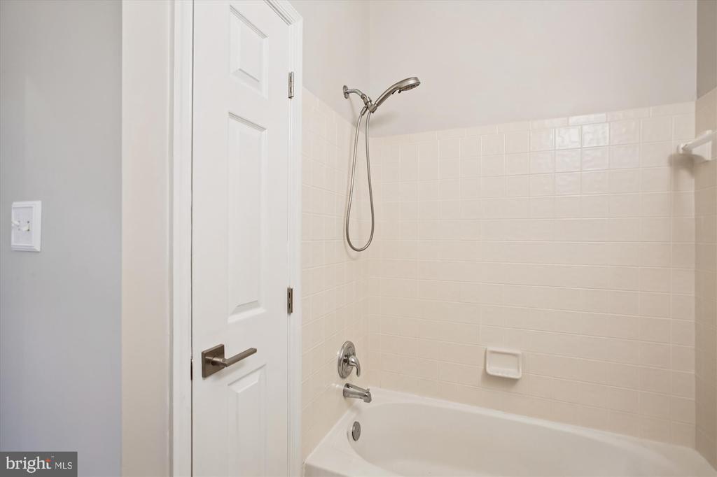 6339 DUNMAN WAY