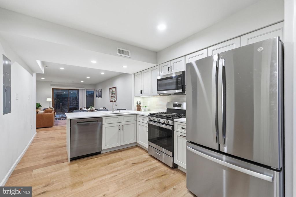 11933 ESCALANTE COURT