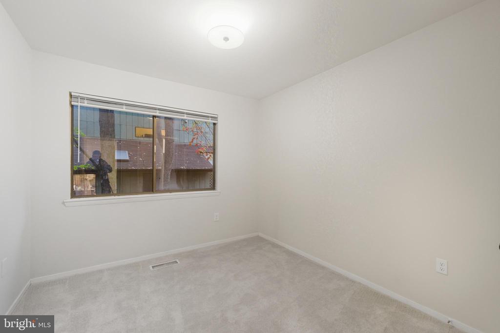 11933 ESCALANTE COURT