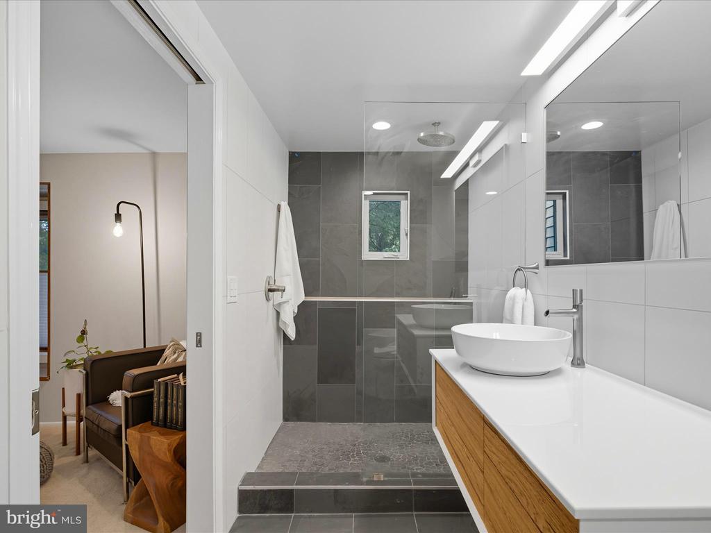 3878 ALDER WOODS COURT
