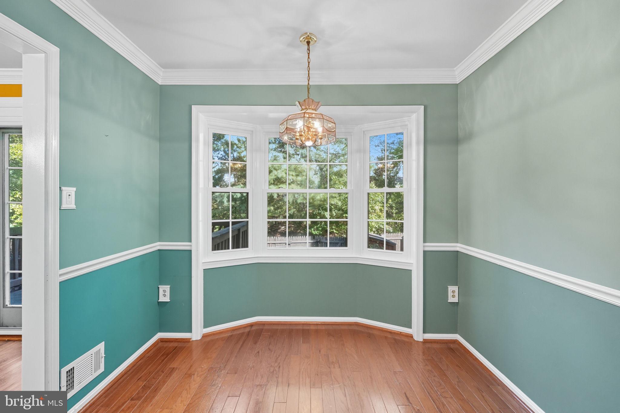 7724 BRISTOL SQUARE COURT