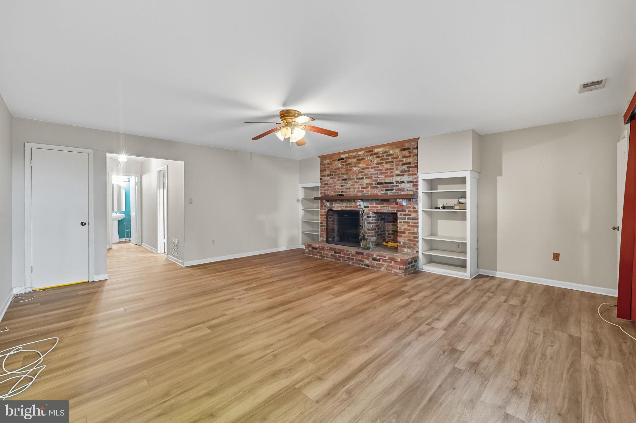 7724 BRISTOL SQUARE COURT