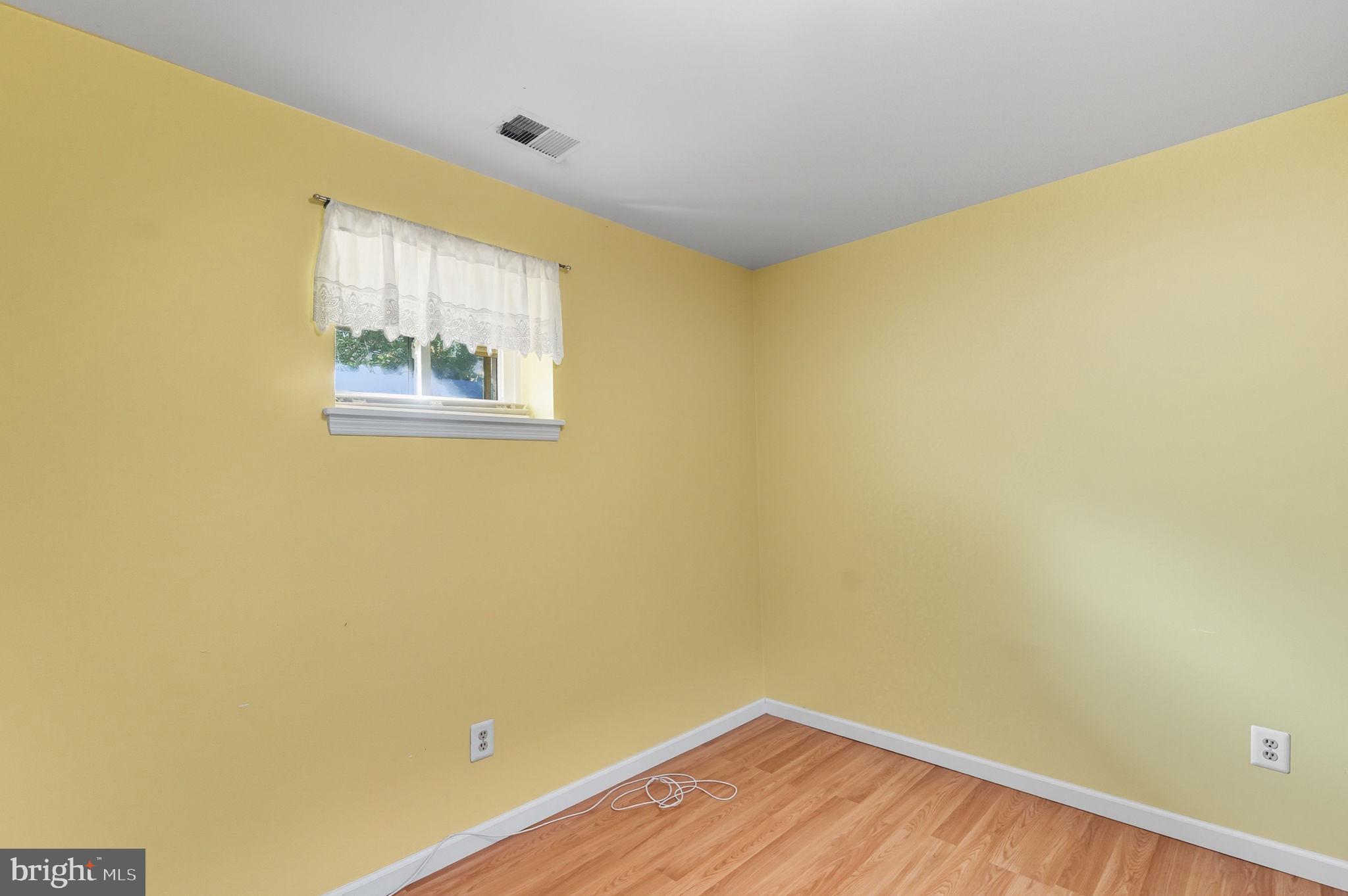 7724 BRISTOL SQUARE COURT