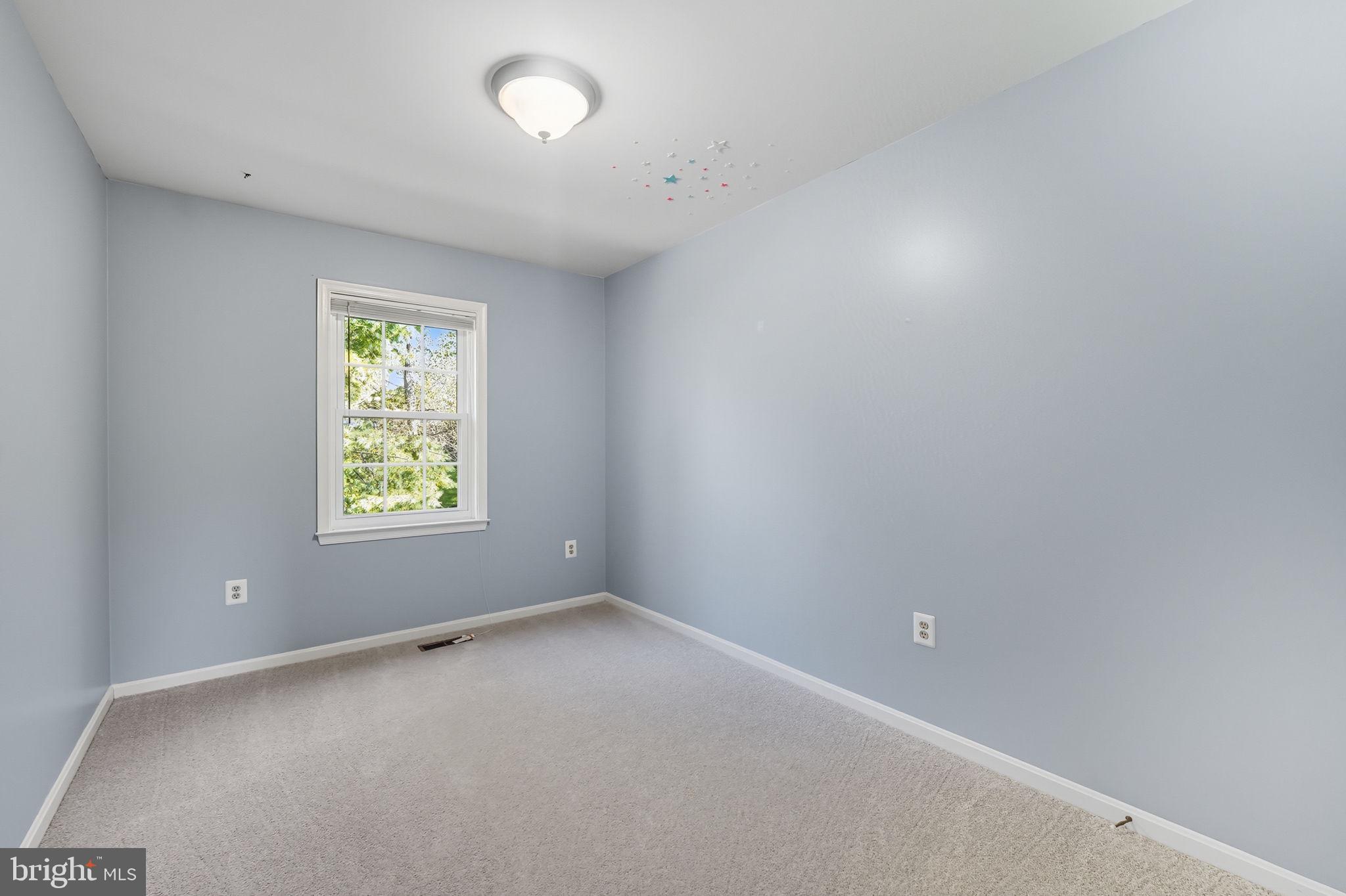 7724 BRISTOL SQUARE COURT